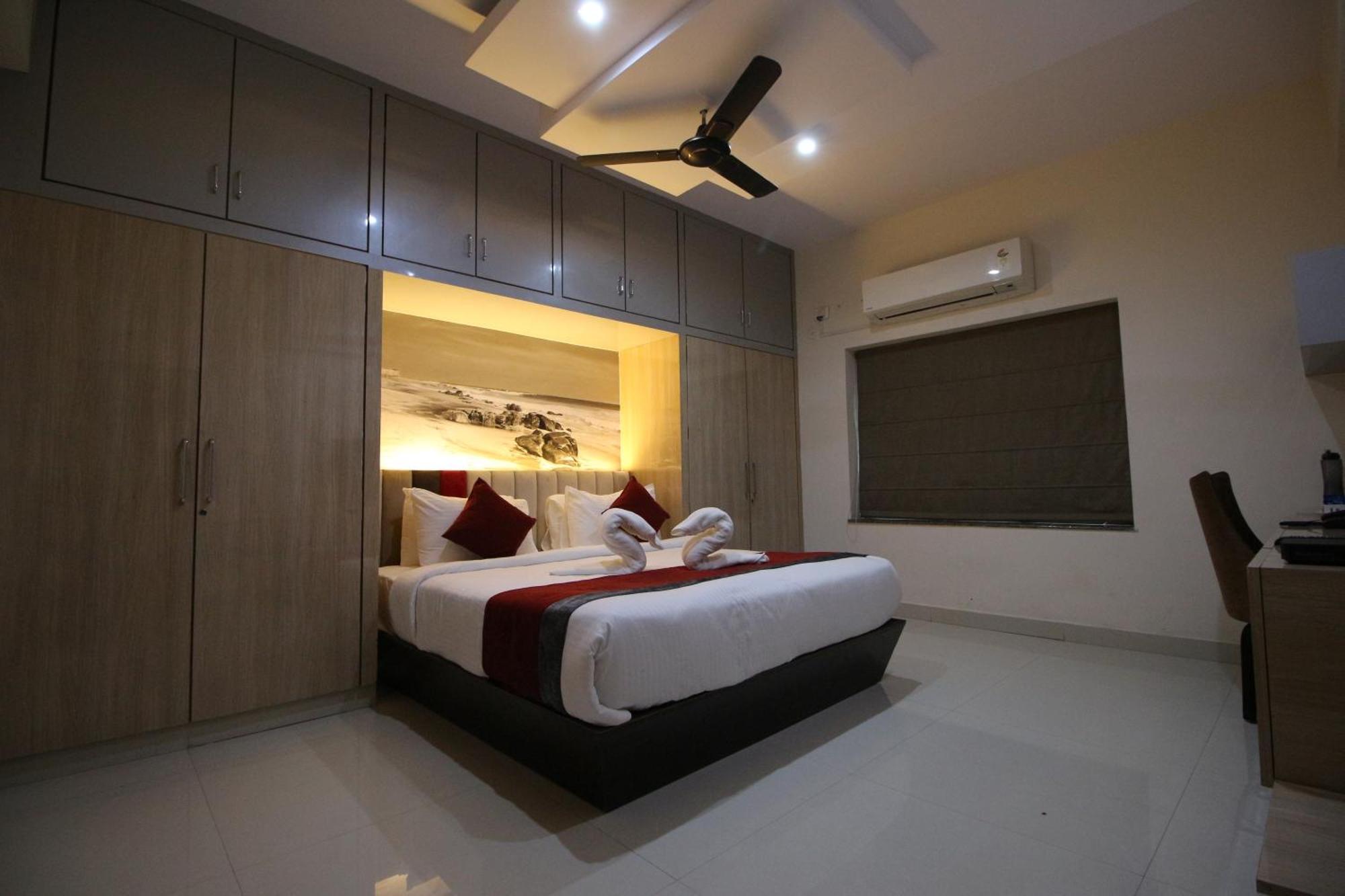 The Butterfly Luxury Serviced Apartments Visakhapatnam Ngoại thất bức ảnh